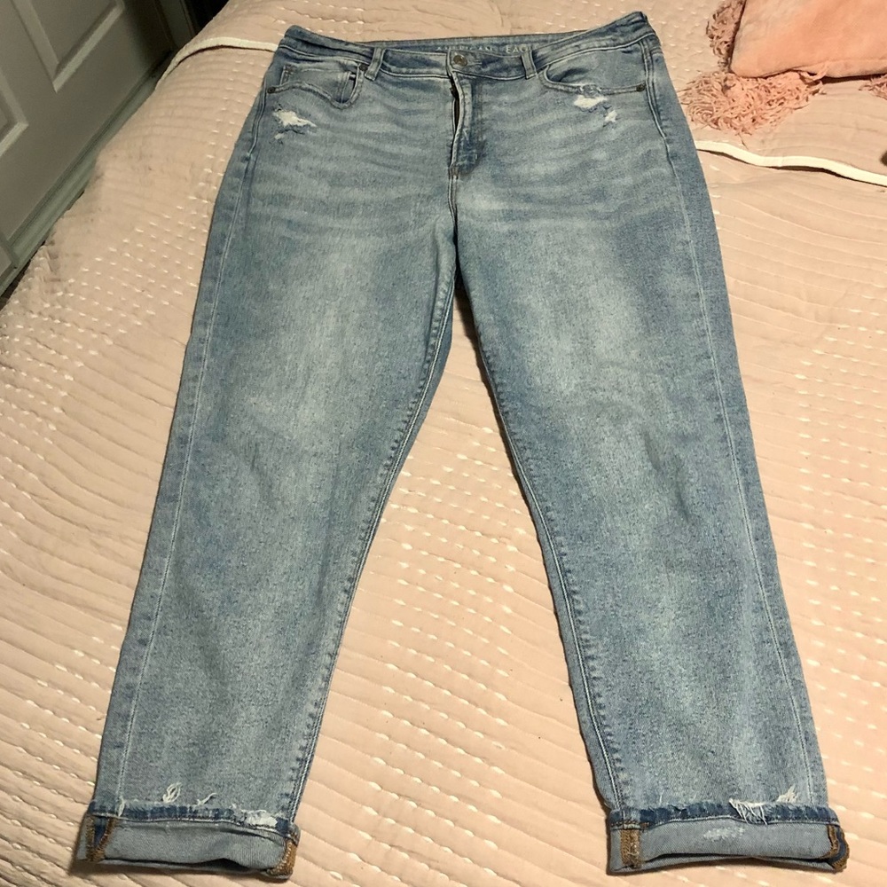 American Eagle Stretch Mom Jeans